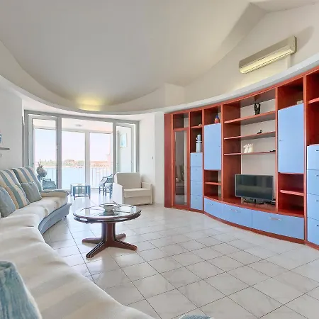 Karla By Interhome * Umag