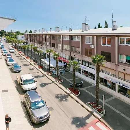 Karla By Interhome Apartman *